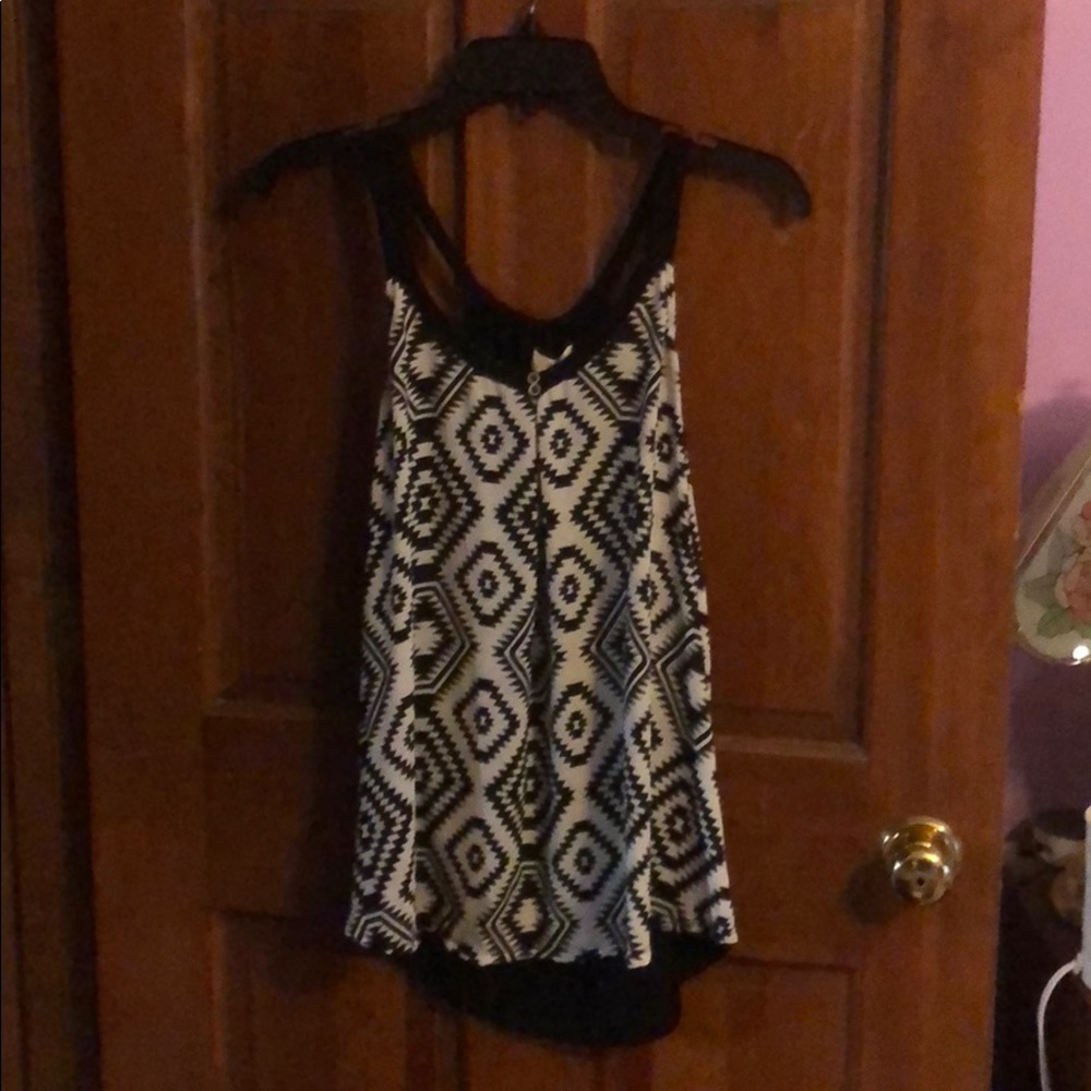 Patterned tank top
